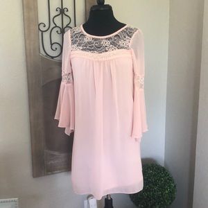 Blush pink BEAUTIFUL dress!! 🌸